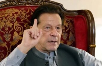 Graphic illustration of Imran Khan and the Parliament of Pakistan, representing the PTI assembly resignation debate