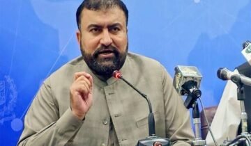 Balochistan Chief Minister Sarfraz Bugti speaking at the 20th National Workshop in Quetta, addressing peace talks within the Constitution of Pakistan, branded by The Khyber Times.