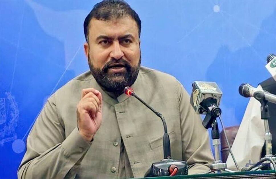 Balochistan Chief Minister Sarfraz Bugti speaking at the 20th National Workshop in Quetta, addressing peace talks within the Constitution of Pakistan, branded by The Khyber Times.