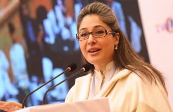 PTI leader and MNA Shandana Gulzar addressing a press conference in Peshawar.